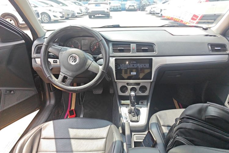 Volkswagen Lavida 2015 car image #11