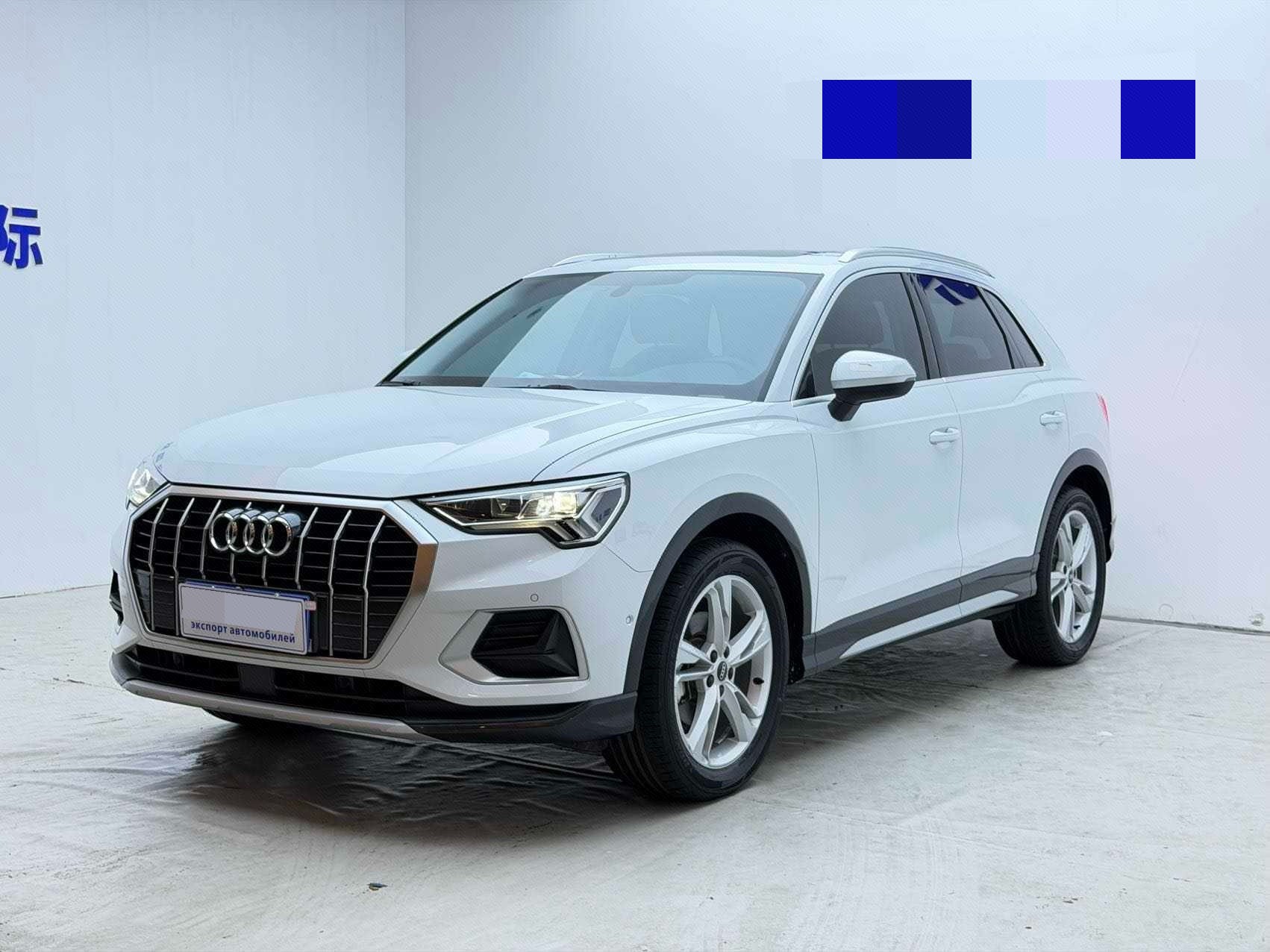 Audi Q3 2023 car image 