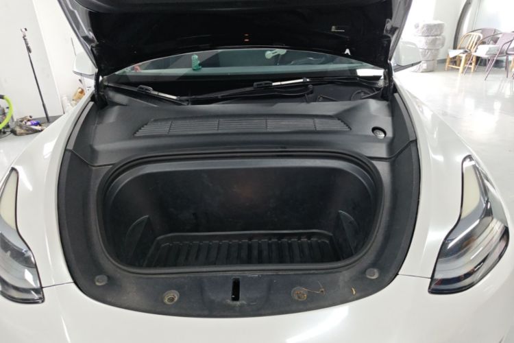 Tesla Model Y 2022 #20 Tesla Model Y 2022 car image #20