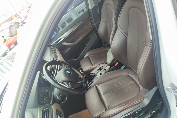 BMW X1 2017 immagine di auto #19