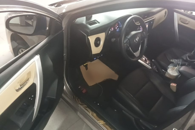 Toyota Corolla 2018 #12 Toyota Corolla 2018 immagine di auto #12
