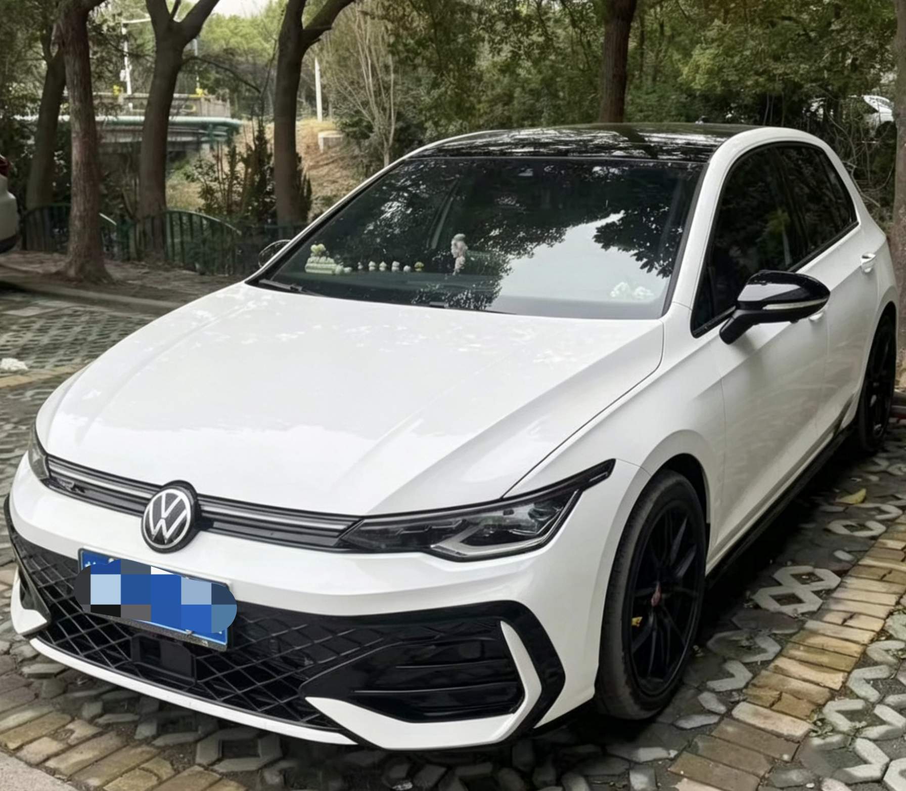 2025 car image 