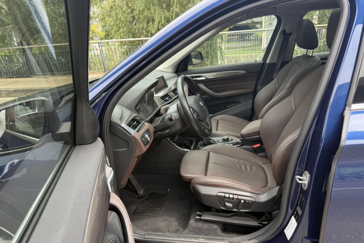 BMW X1 2018 #28 BMW X1 2018 car image #28