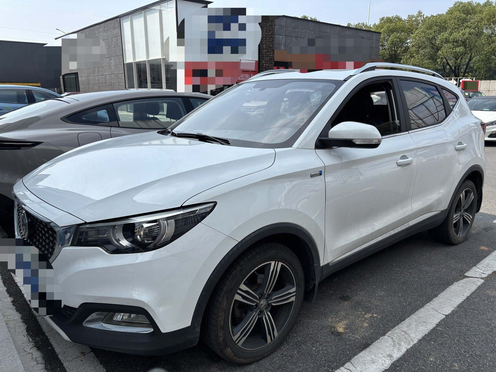 MG ZS 2019 immagine di auto 