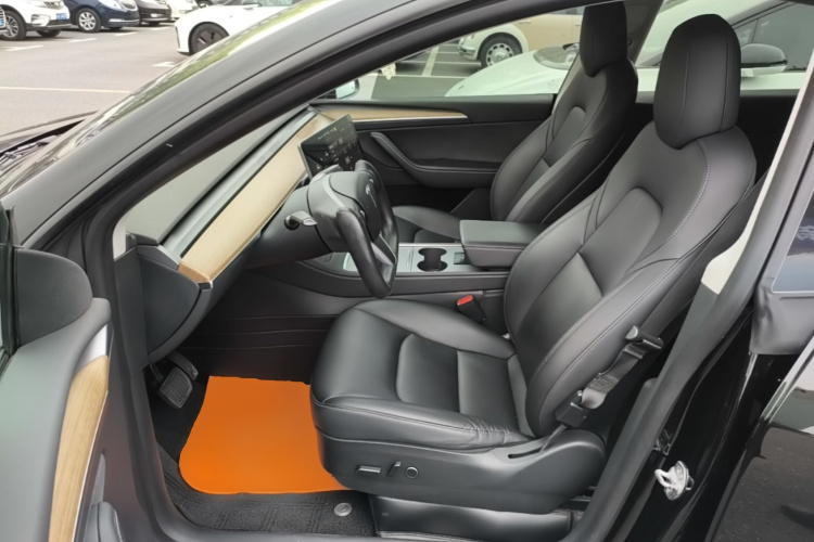 Tesla Model Y 2021 #15 Tesla Model Y 2021 car image #15