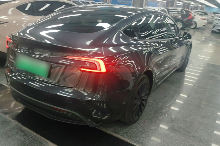 Tesla Model 3 2024 #5 Tesla Model 3 2024 immagine di auto #5