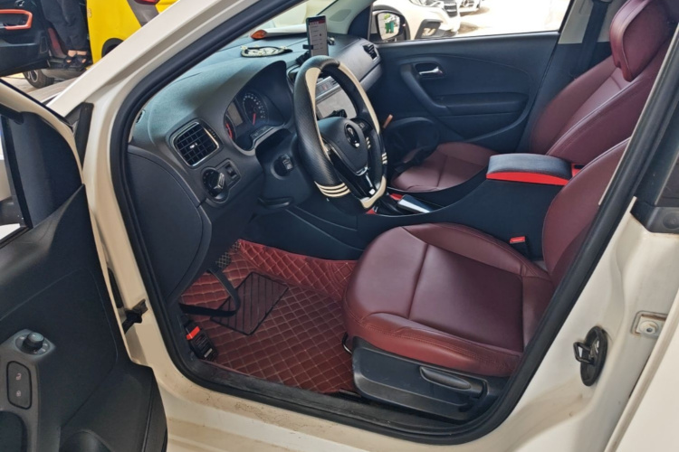 Volkswagen Polo 2018 #15 Volkswagen Polo 2018 car image #15