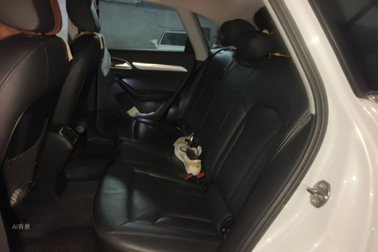 Audi Q3 2016 image de voiture #19