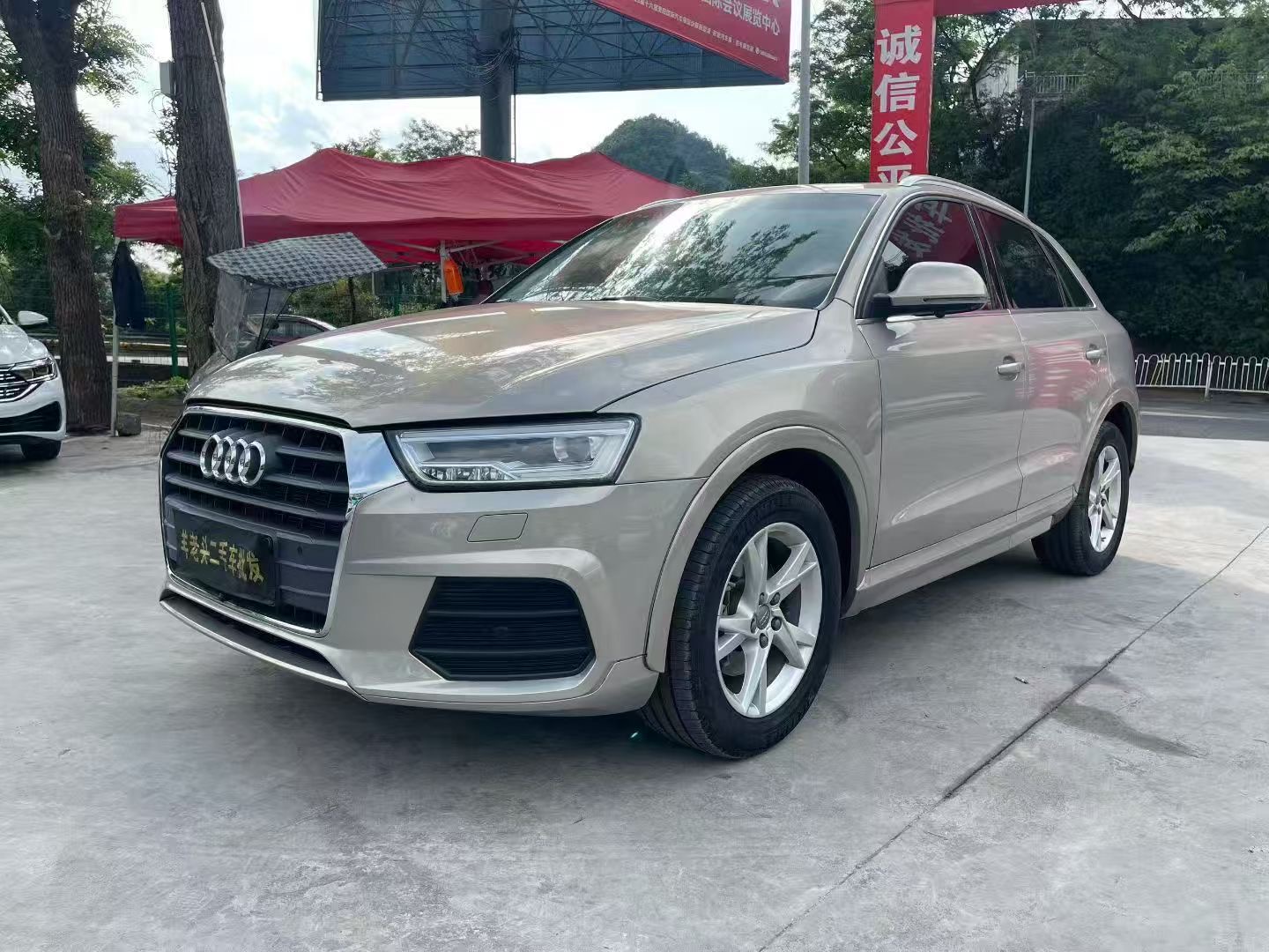 Audi Q3 2018 #3 Audi Q3 2018 car image #3