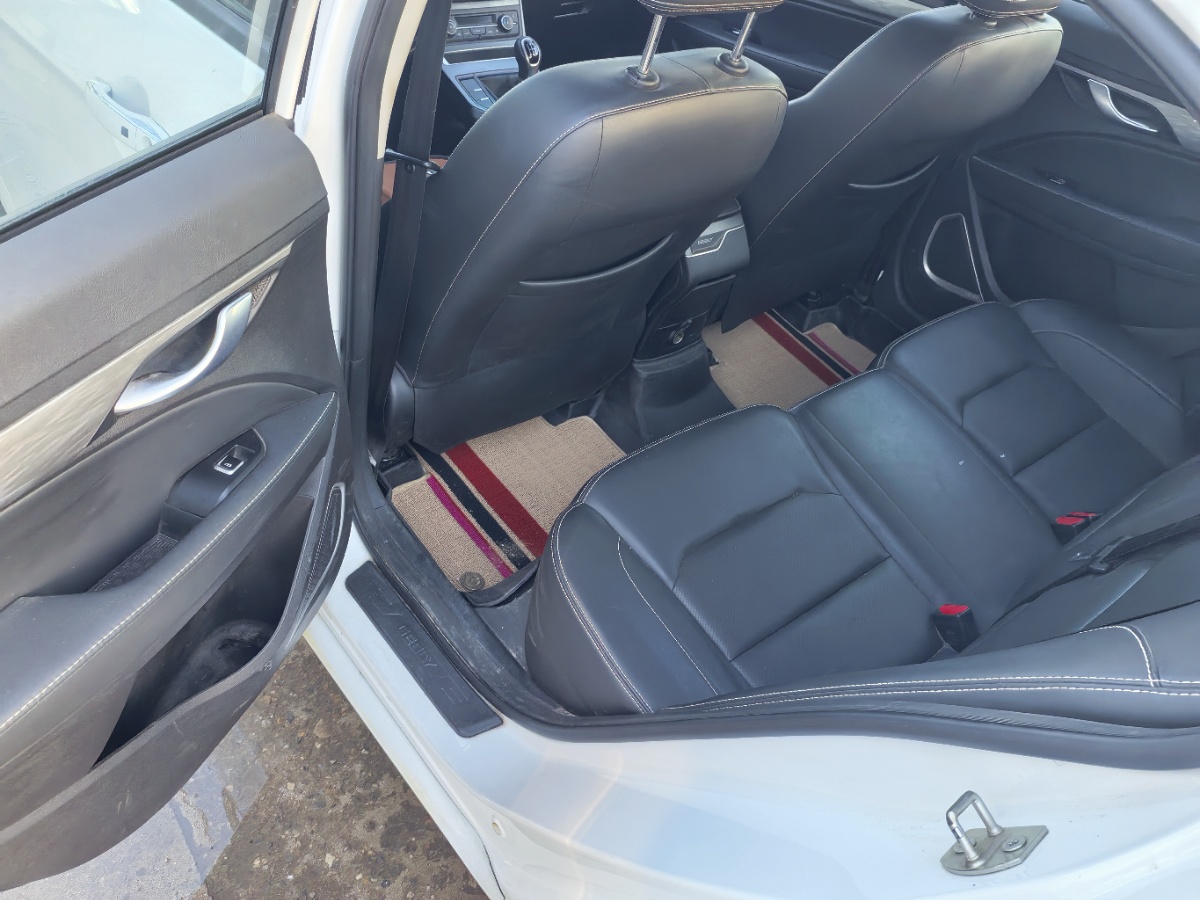 GEELY Emgrand 2019 #9 GEELY Emgrand 2019 car image #9