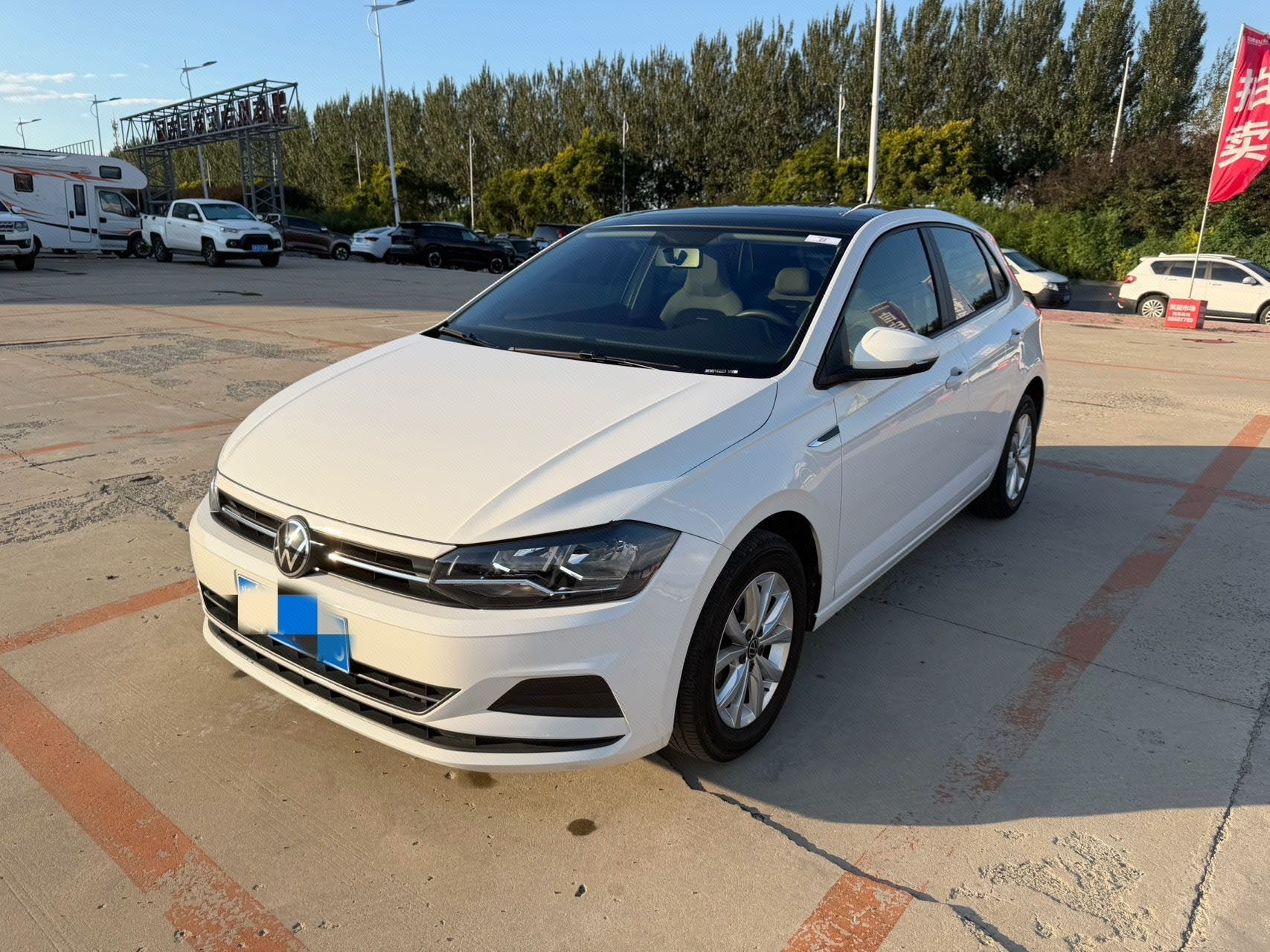 Volkswagen Polo 2022 car image 