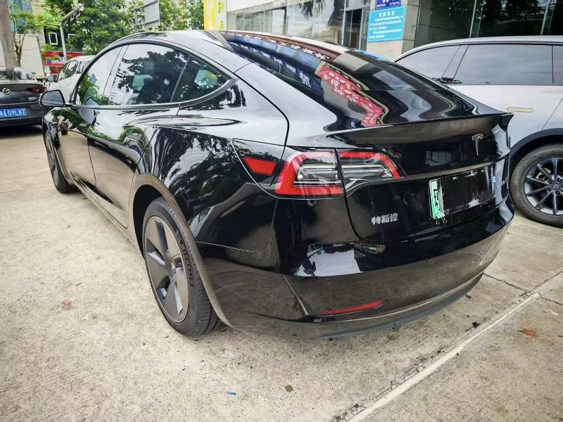 Tesla Model 3 2022 car image #4