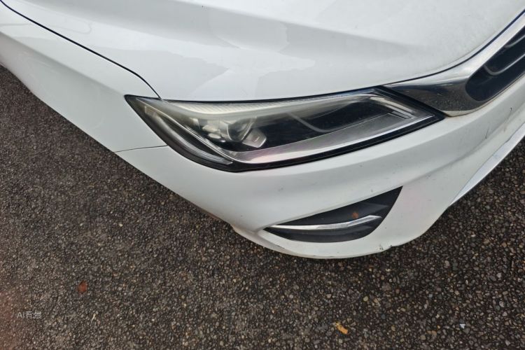 GEELY Binray 2019 car image #8