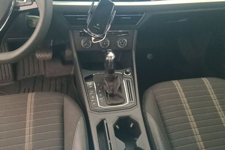 Volkswagen Lavida 2019 car image #18
