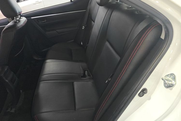 Toyota Corolla 2019 car image #17