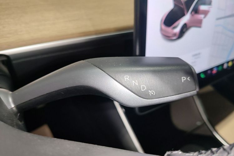 Tesla Model 3 2020 #14 Tesla Model 3 2020 car image #14
