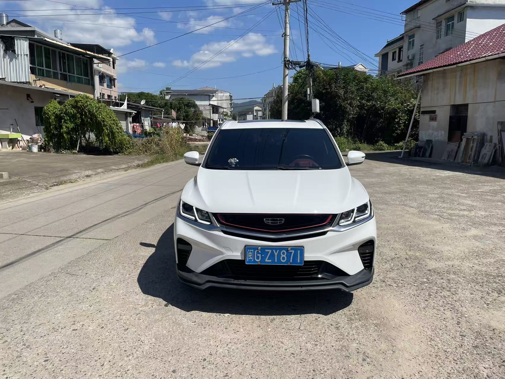 GEELY Coolray 2021 immagine di auto #2