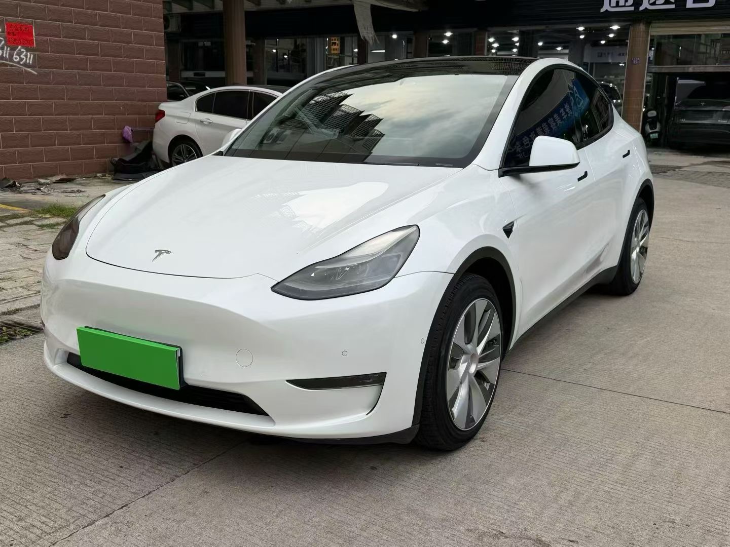 Tesla Model Y 2021 Tesla Model Y 2021 car image