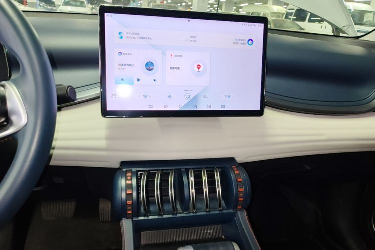 BYD Yuan Plus 2023 immagine di auto #15