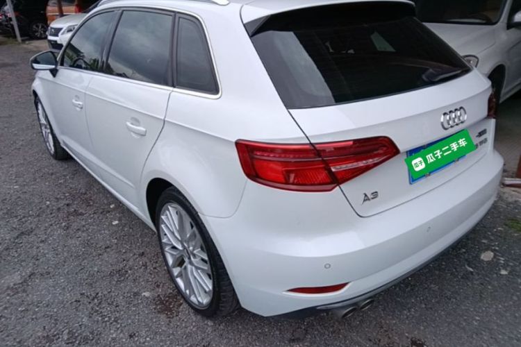 Audi A3 2019 car image #5