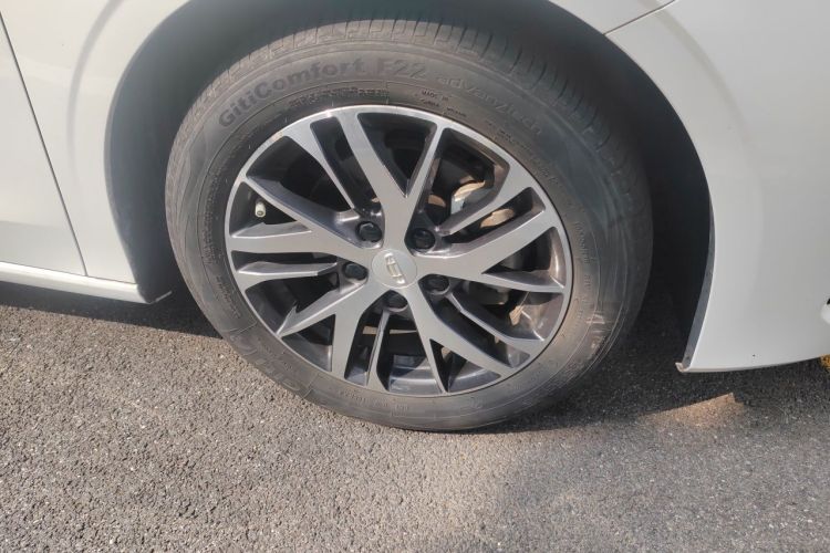 GEELY Emgrand 2025 car image #6
