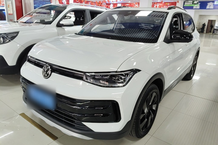 Volkswagen Tharu 2025 #2 Volkswagen Tharu 2025 car image #2