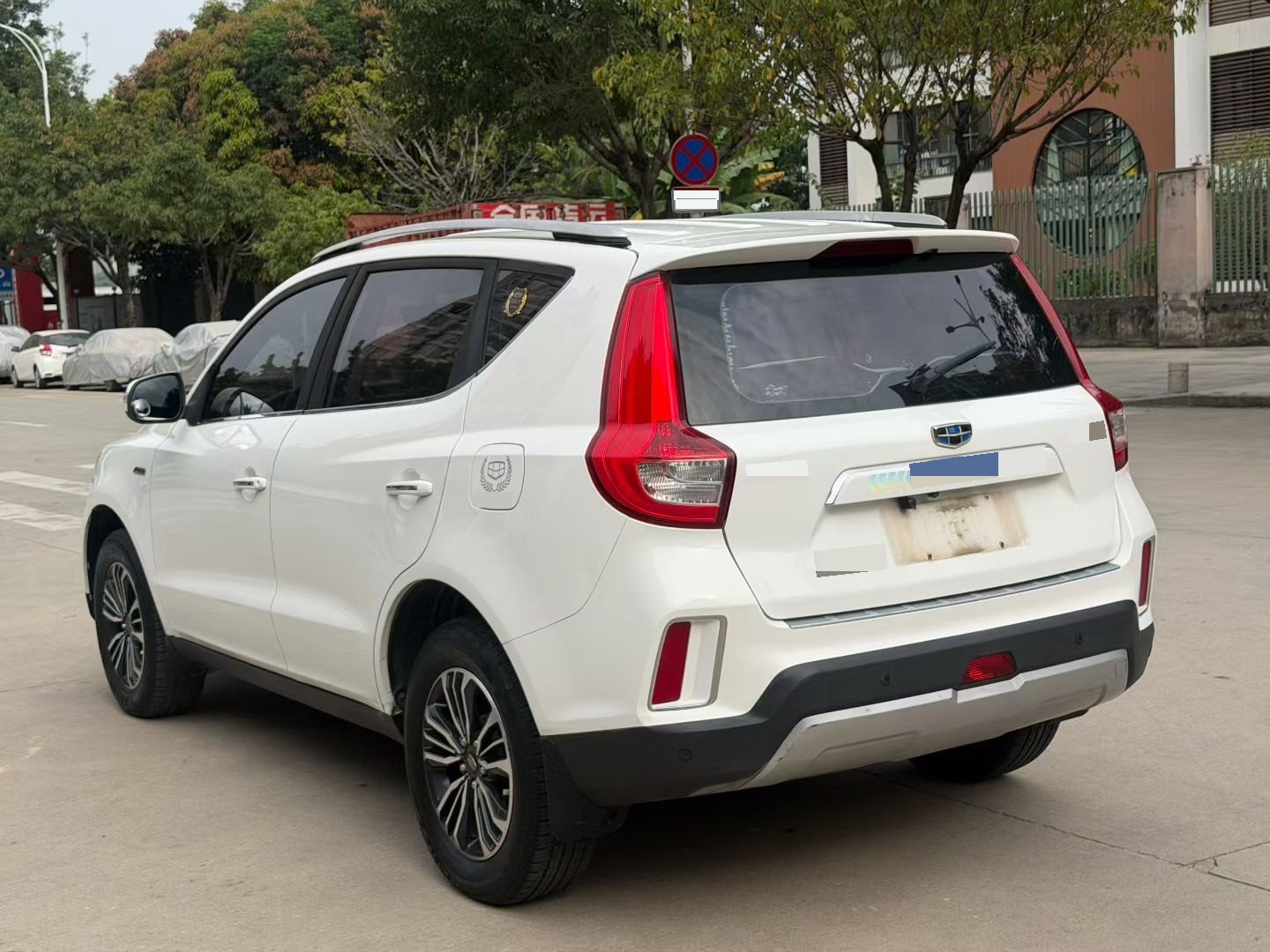 GEELY Vision X6 2017 #9 GEELY Vision X6 2017 car image #9