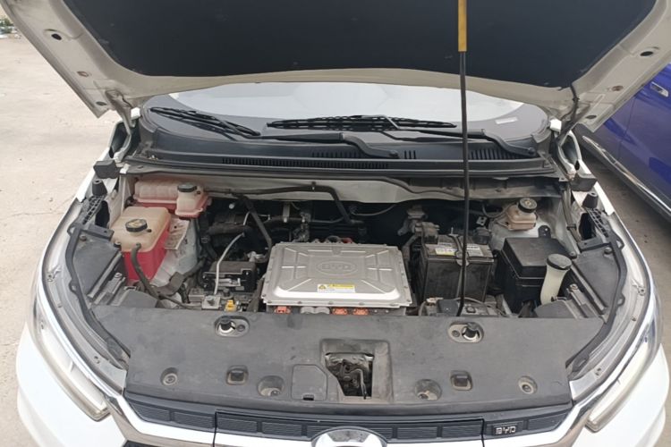 BYD Yuan New Energy 2019 #20 BYD Yuan New Energy 2019 car image #20