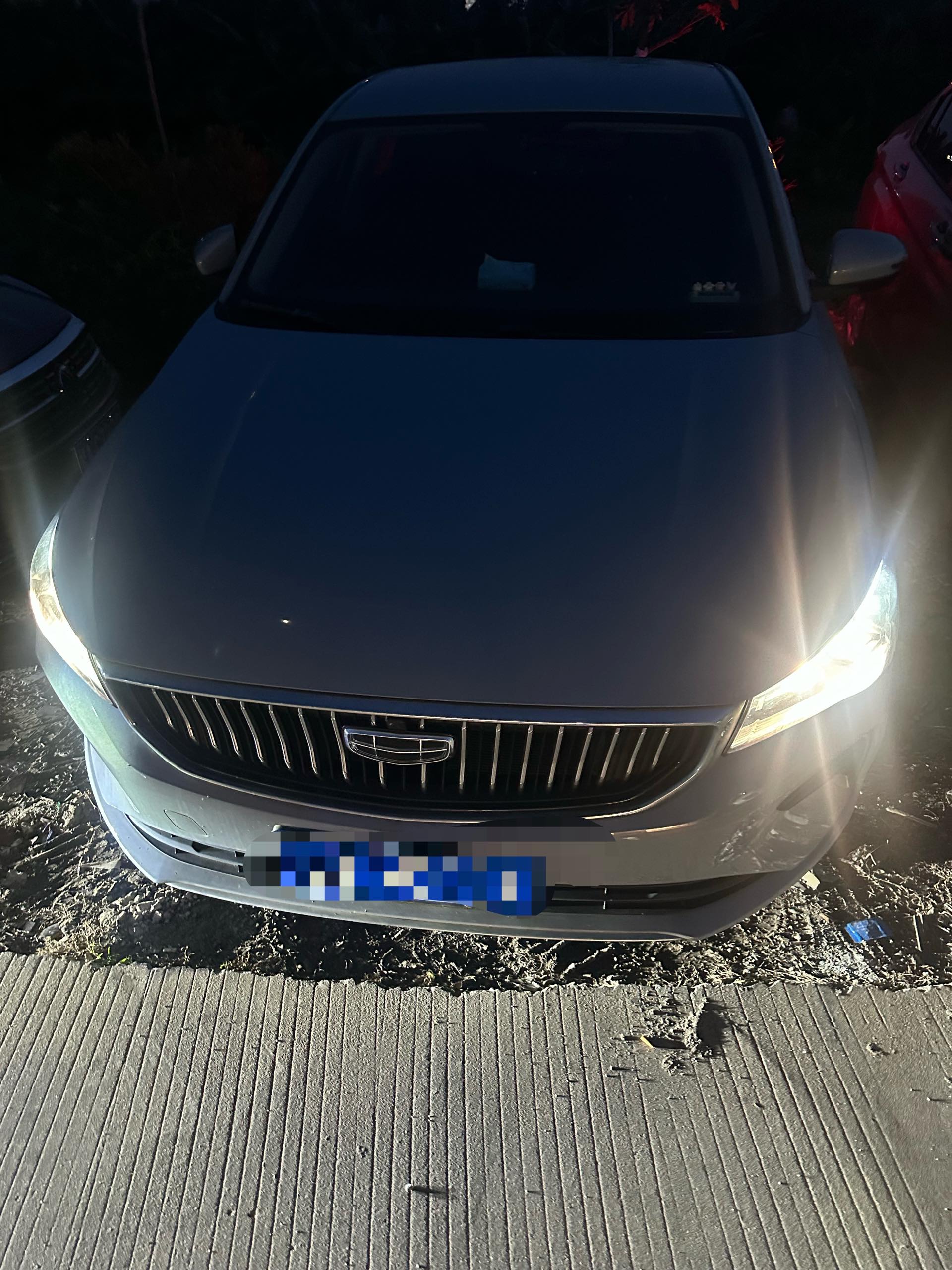 GEELY Emgrand 2023 car image #3