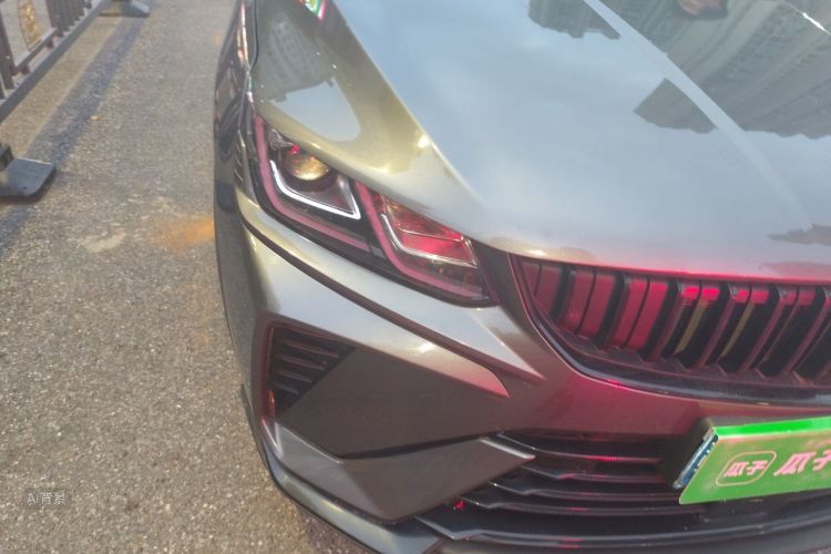 GEELY Coolray 2023 car image #8