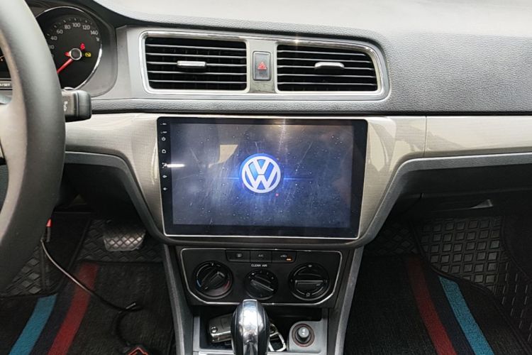 Volkswagen Lavida 2017 car image #13