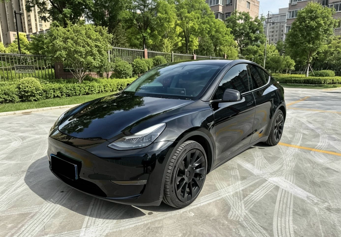 Tesla Model Y 2021 Tesla Model Y 2021 car image