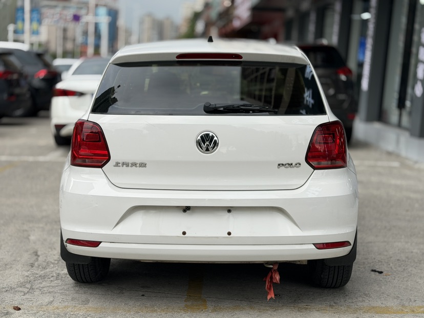 Volkswagen Polo 2017 car image #6