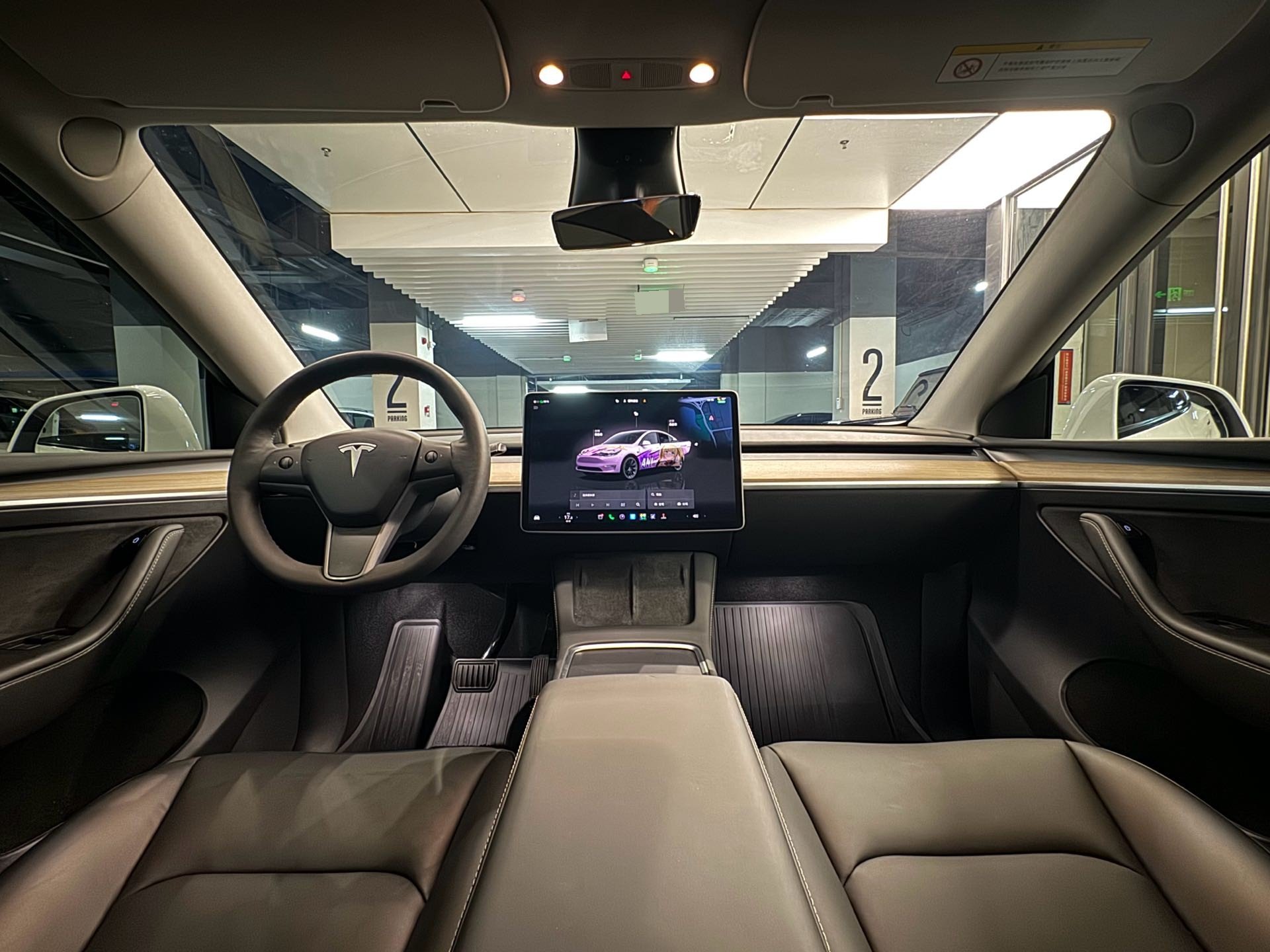 Tesla Model Y 2023 #3 Tesla Model Y 2023 car image #3