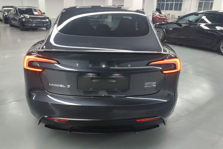 Tesla Model 3 2024 car image #6