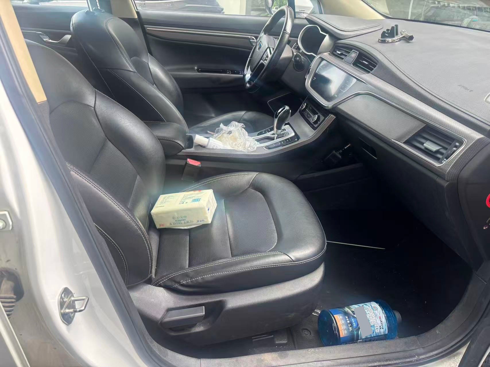 GEELY Emgrand GS 2018 car image #7
