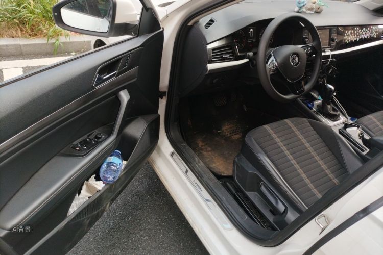 Volkswagen Lavida 2020 car image #18