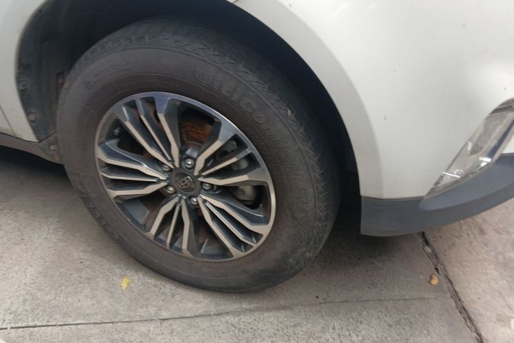 GEELY Vision X6 2017 صورة سيارة #6