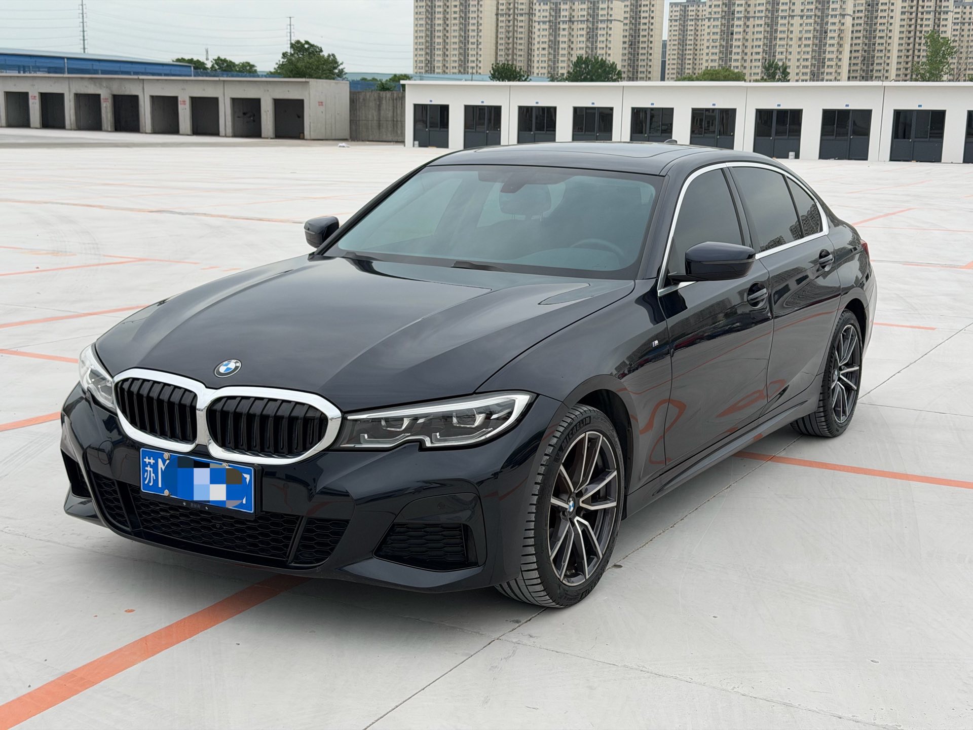 BMW 3 Series 2022 BMW 3 Series 2022 car image