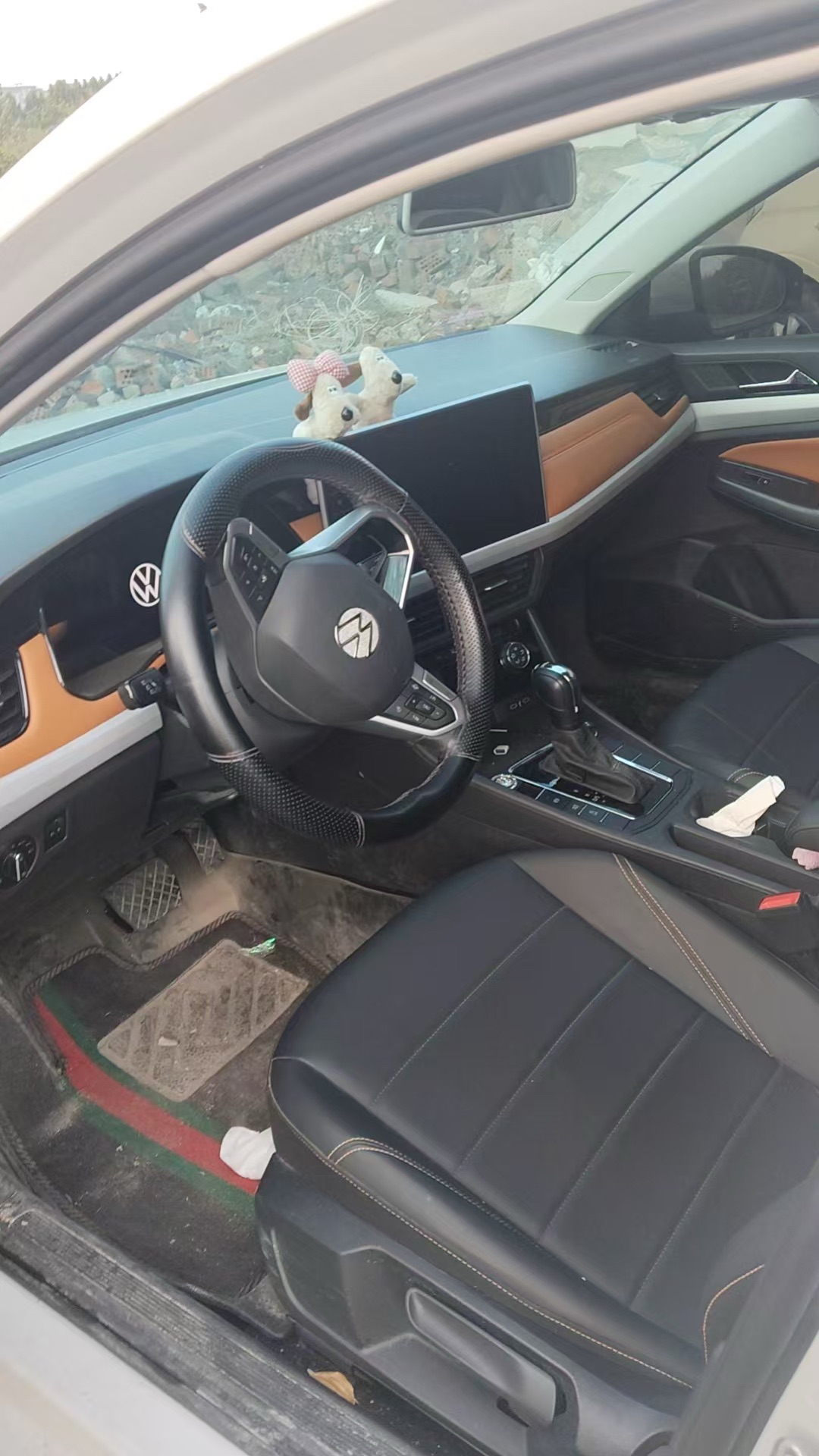 2025 car image #6