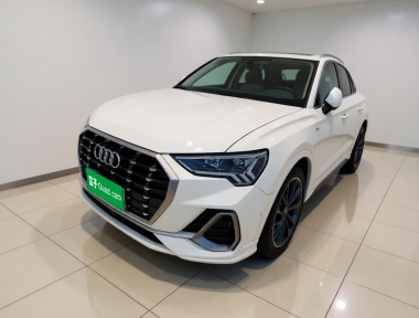 Audi Q3 2022 car image 