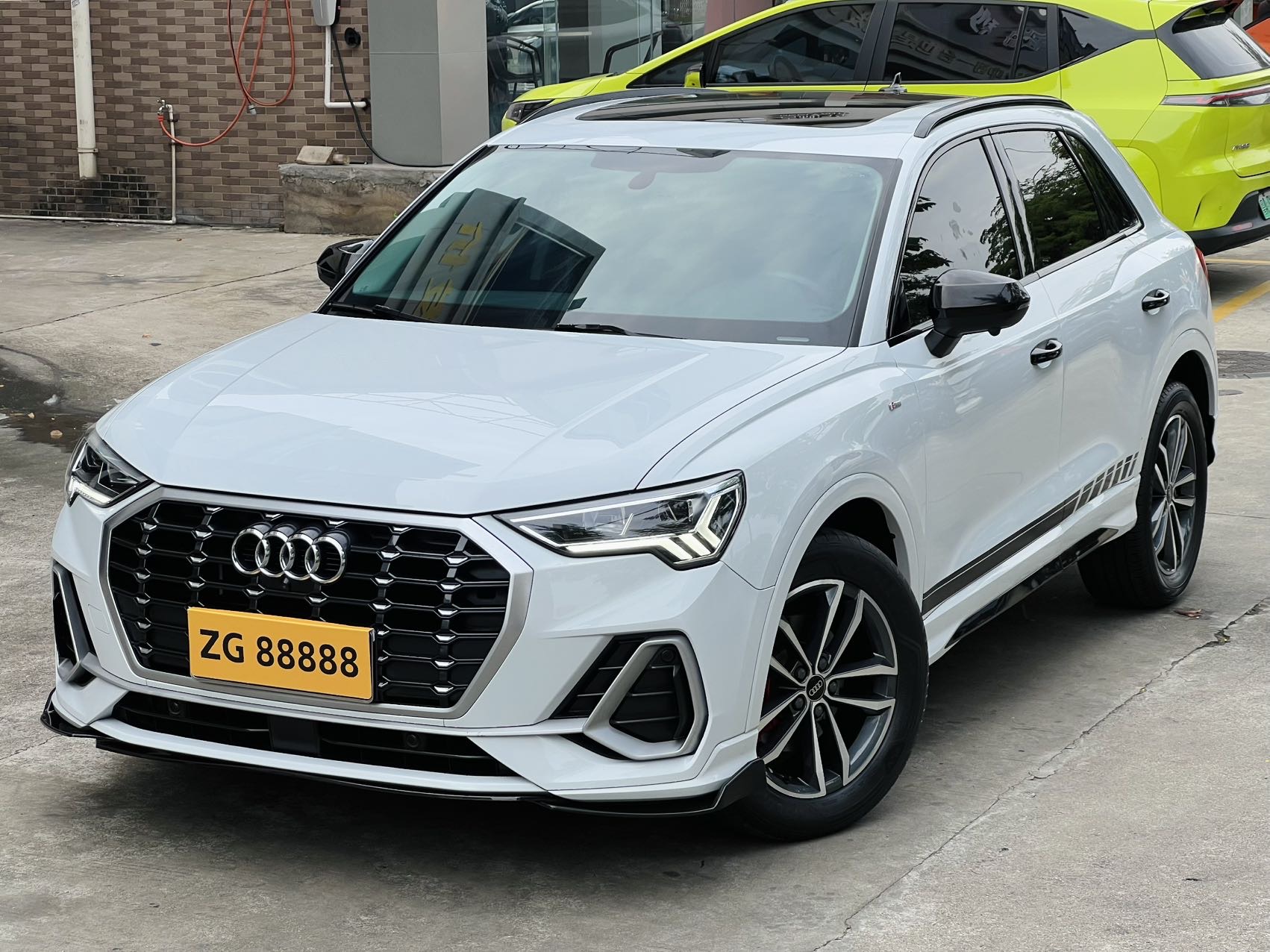 Audi Q3 2022 Audi Q3 2022 car image