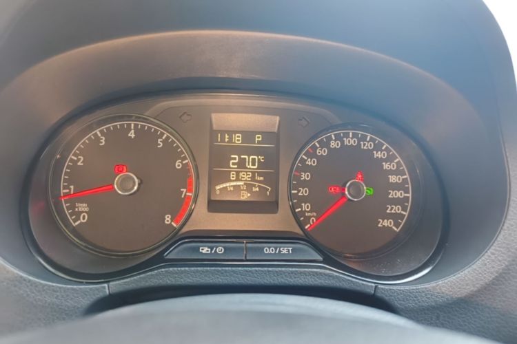 Volkswagen Polo 2016 #16 Volkswagen Polo 2016 car image #16