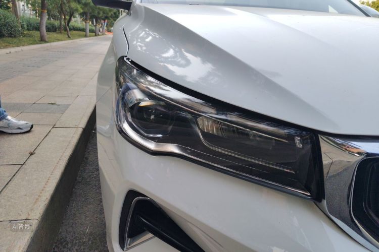GEELY Emgrand 2024 car image #8