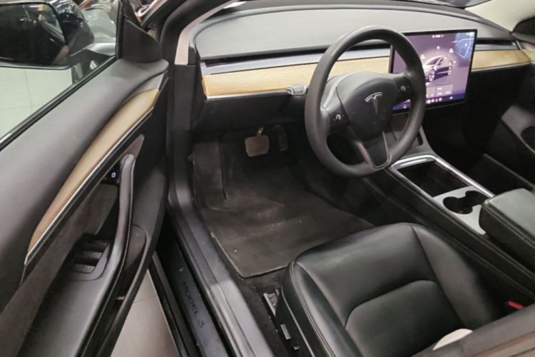 Tesla Model 3 2023 #16 Tesla Model 3 2023 car image #16