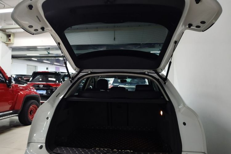 Audi Q3 2015 immagine di auto #19