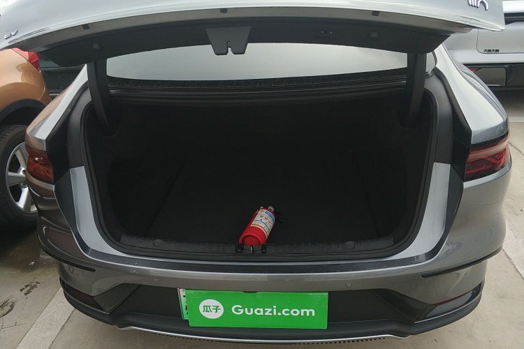 BYD Han 2023 imagen de coche #19