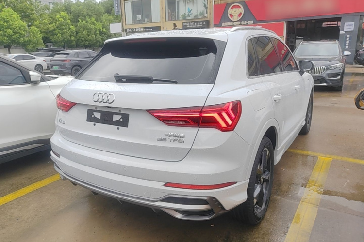 Audi Q3 2022 #7 Audi Q3 2022 car image #7