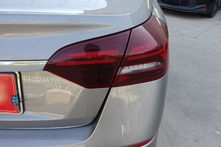 GEELY Emgrand 2021 #8 GEELY Emgrand 2021 car image #8