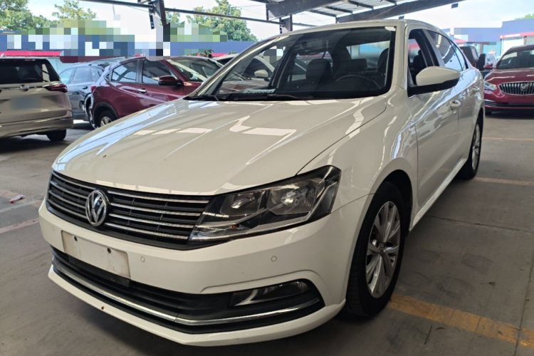 Volkswagen Lavida 2017 car image #2